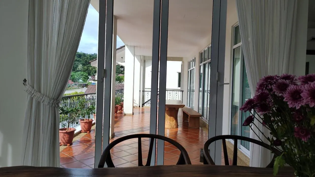 Retreat At Balik Pulau, Penang With Private Swimming Pool And Basketball Court Βίλα